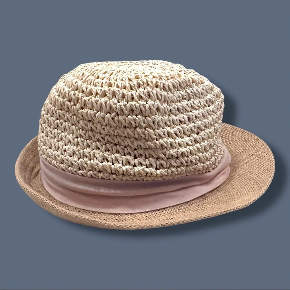 EUC Steve Madden Woven Flip Brim Fedora in Cream & Soft Pink. Size OS ๐ - Picture 8 of 10
